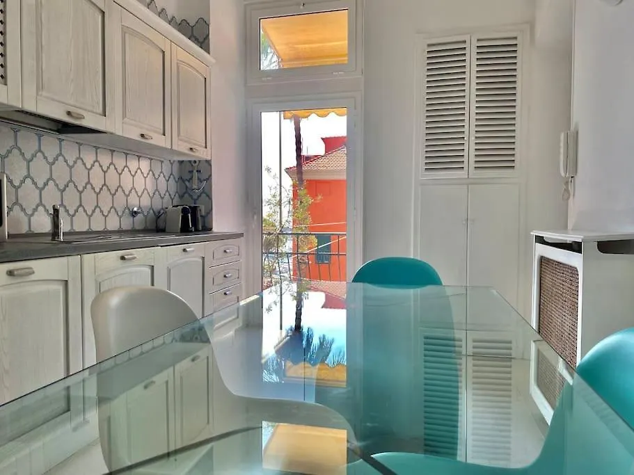 Apartment Appartamento Di Charme Nel Cuore Di Sanremo